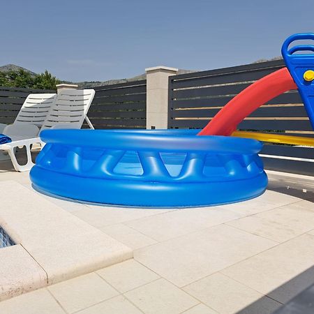 Villa "Amber" Luxury Apartments With A Pool Млини Экстерьер фото