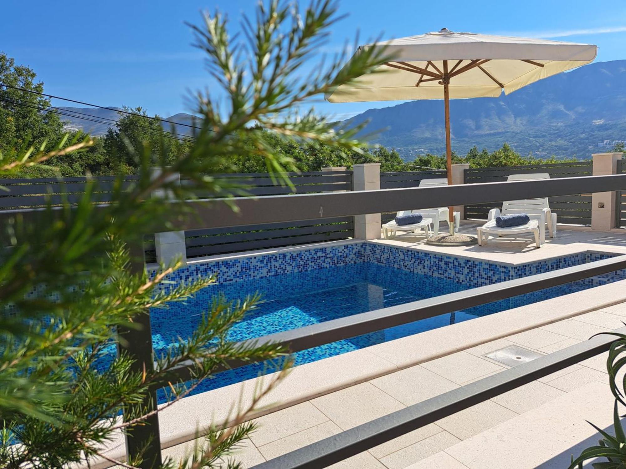 Villa "Amber" Luxury Apartments With A Pool Млини Экстерьер фото