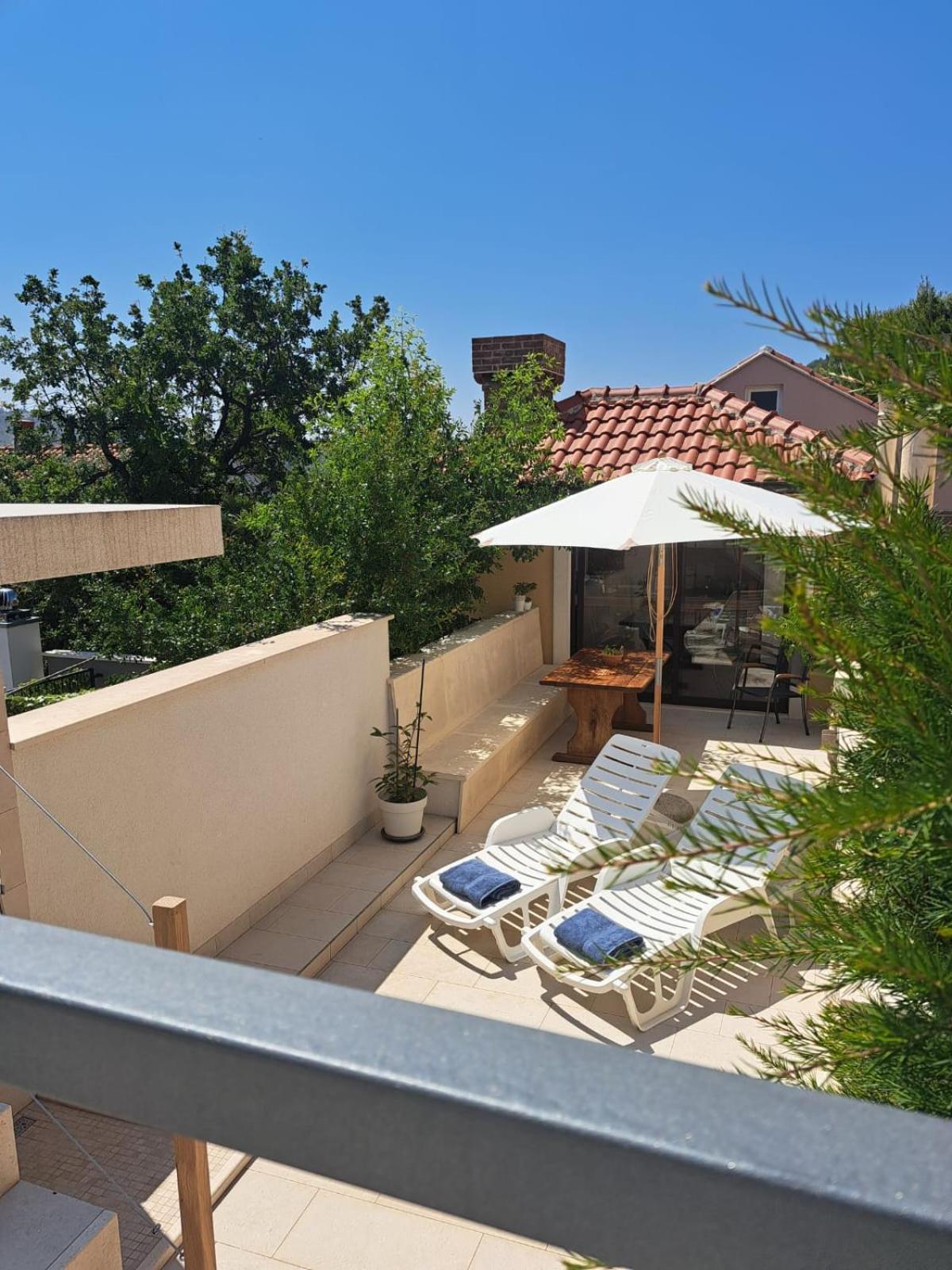 Villa "Amber" Luxury Apartments With A Pool Млини Экстерьер фото