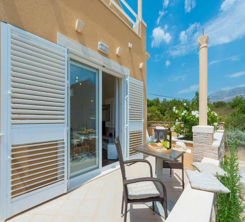 Villa "Amber" Luxury Apartments With A Pool Млини Экстерьер фото