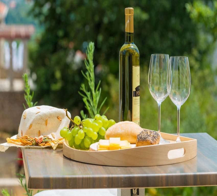 Villa "Amber" Luxury Apartments With A Pool Млини Экстерьер фото