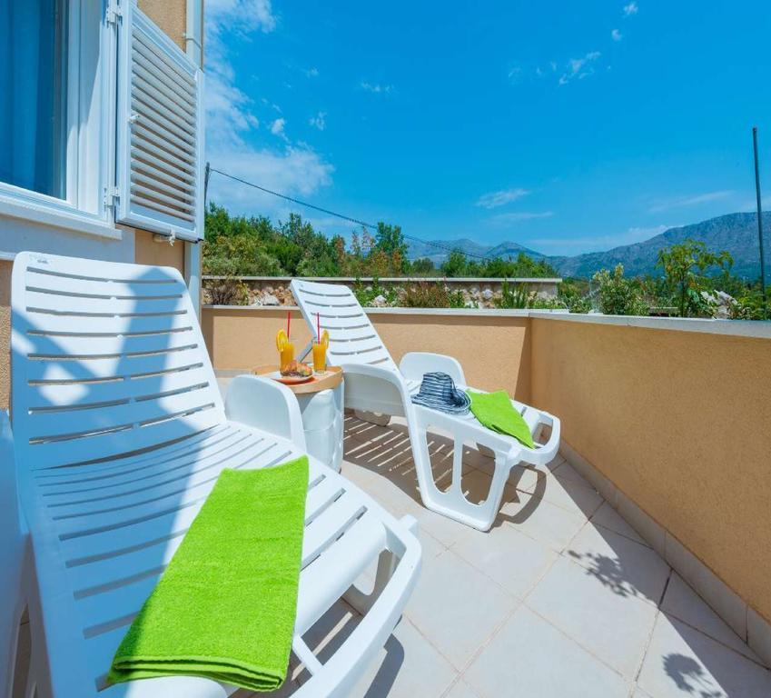 Villa "Amber" Luxury Apartments With A Pool Млини Экстерьер фото